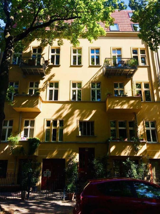 Beautiful And Cozy Remise For Up To 6 Guests Apartman Berlin Kültér fotó